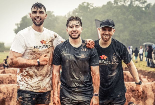 Russell-Roof-Tiles-Team-Take-on-Tough-Mudder-for-Give4Good-r
