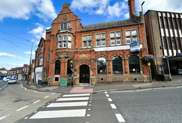Former-HSBC-Bank-Ripley-1
