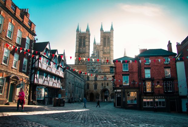 Lincoln-Bailgate